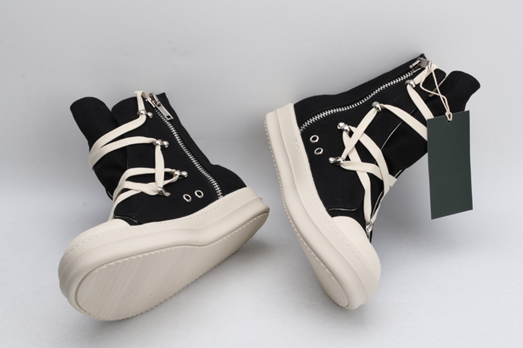 R.O sneakers
